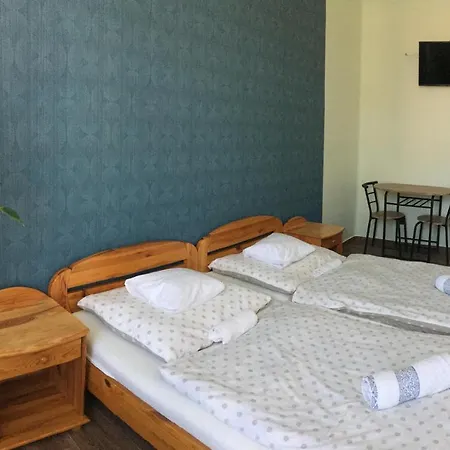 Megyehaz Apartman Makó Extérieur photo