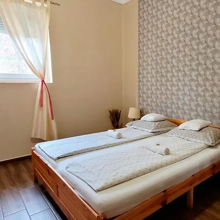 Megyehaz Apartman Makó Extérieur photo