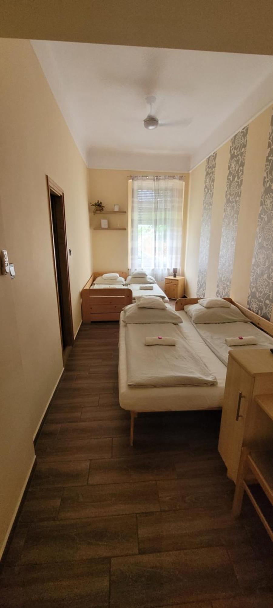 Megyehaz Homestay *